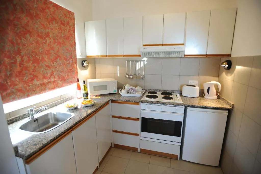 Club Salina Wharf Aparthotel Qawra