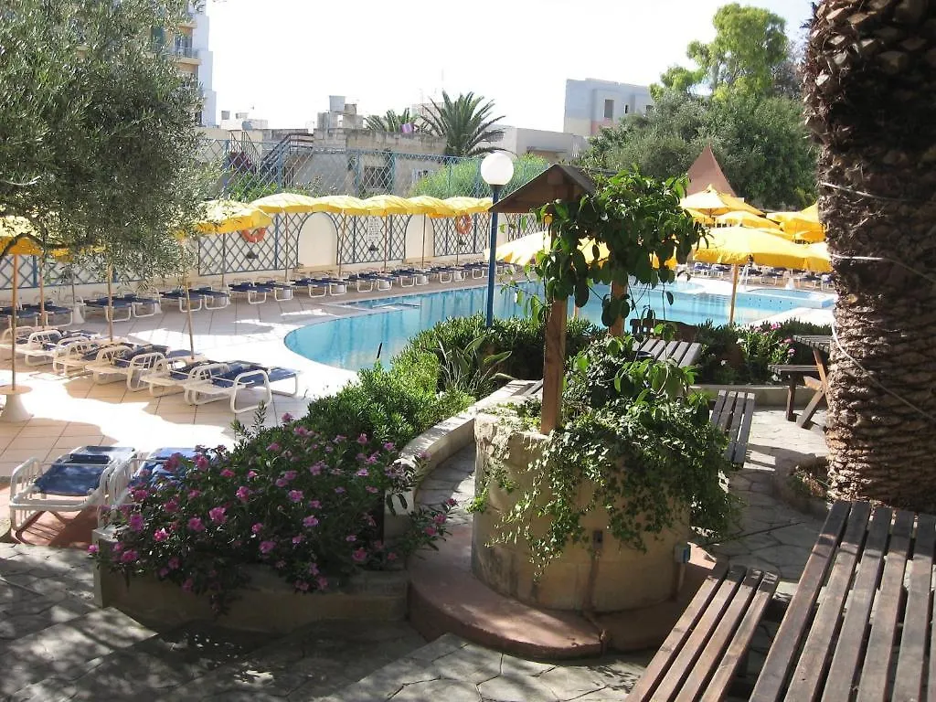 Club Salina Wharf Aparthotel Qawra