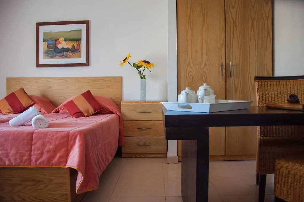 Club Salina Wharf Aparthotel Qawra 4*,