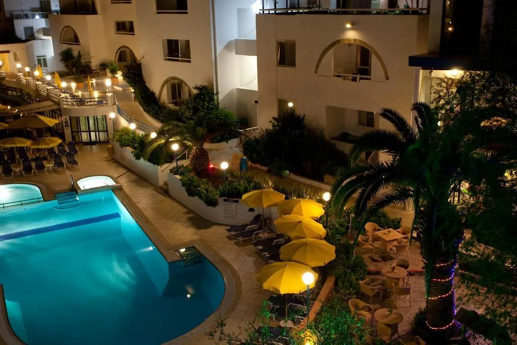 Club Salina Wharf Aparthotel Qawra 4*,