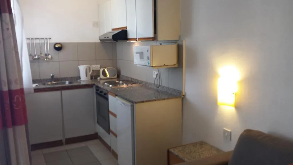 Club Salina Wharf Aparthotel Qawra