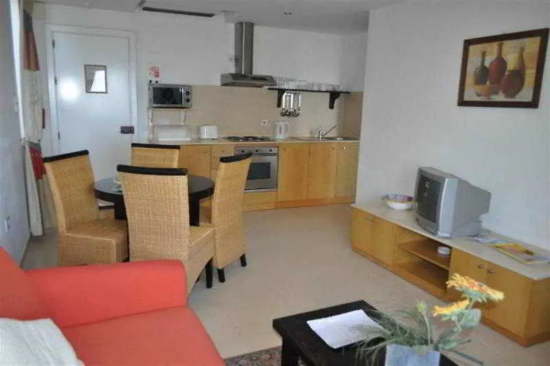 Club Salina Wharf Aparthotel Qawra