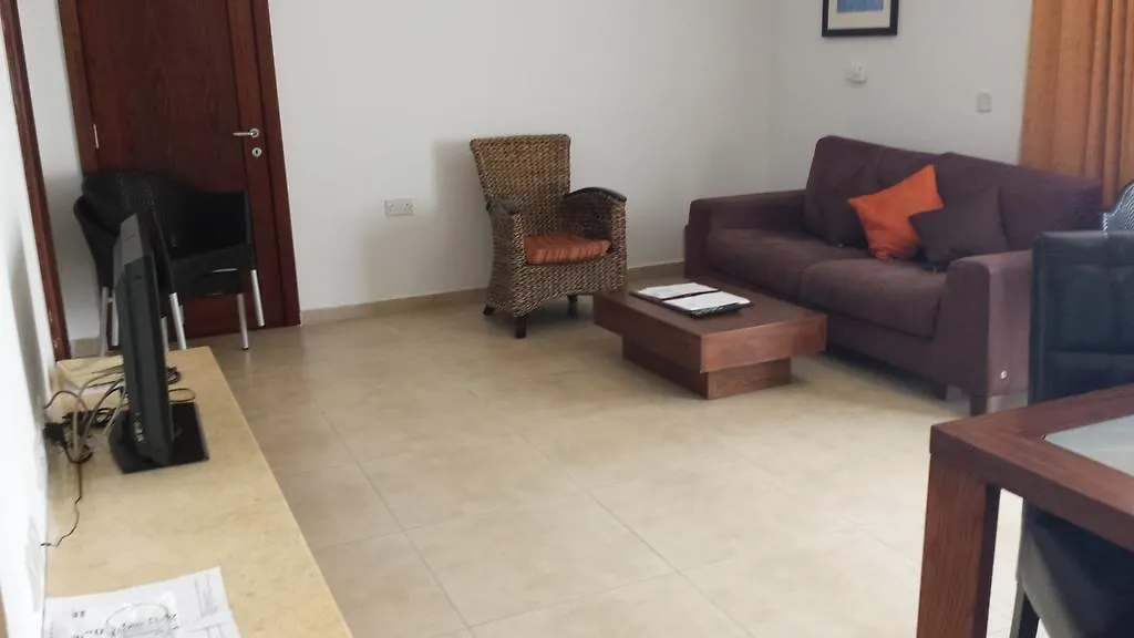 Club Salina Wharf Aparthotel Qawra 4*,  Malta